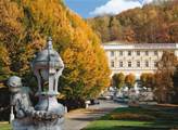 Karlovy Vary: Skla Vřídelní kolonády prochází očistou